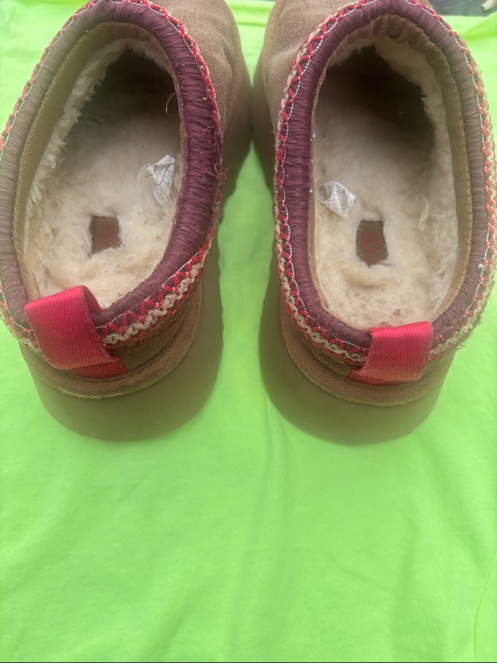 UGG Brown Suede Mule Slippers with Burgundy Trim - Picture 6 of 13